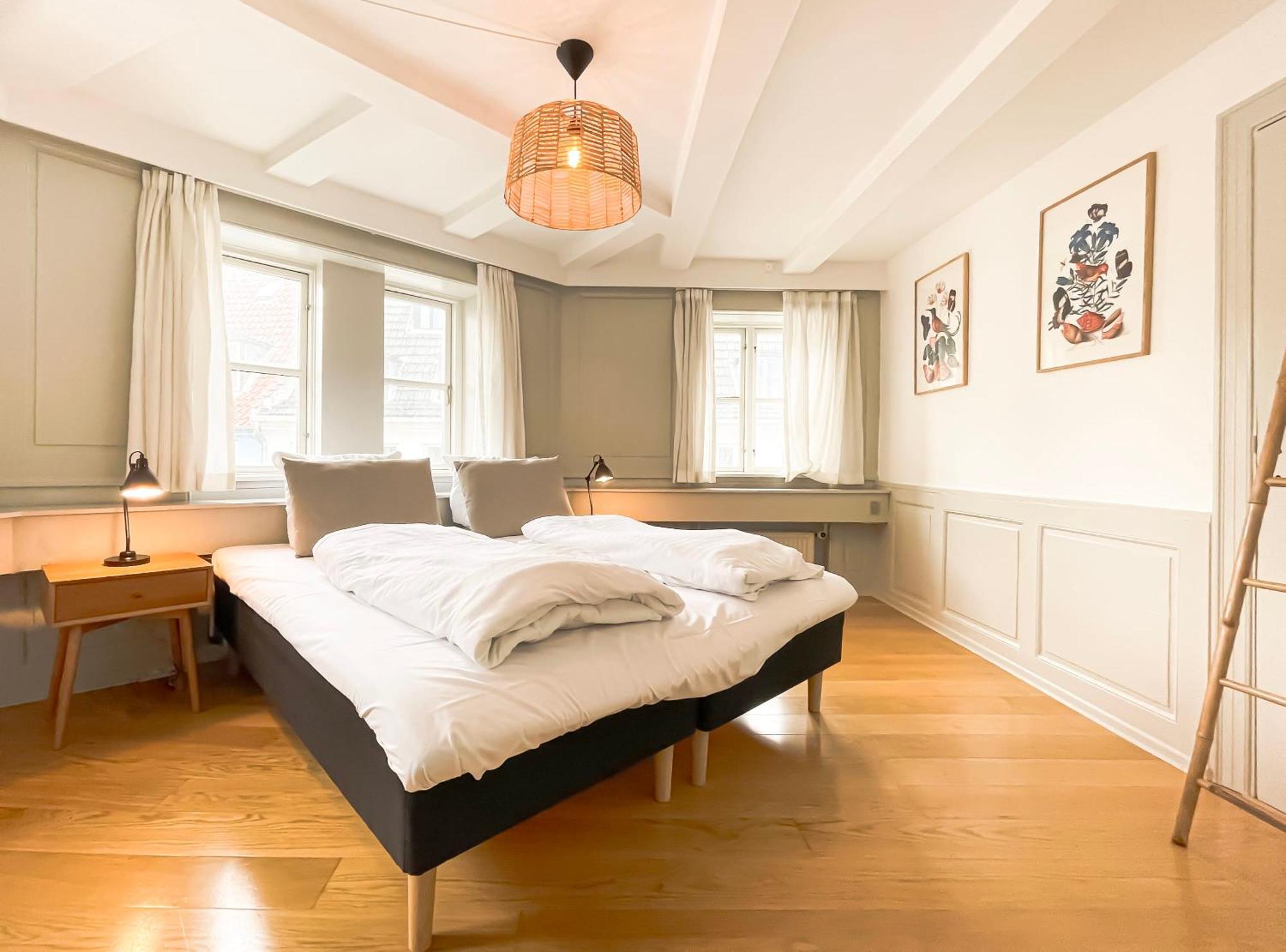 Family-friendly Flat Near Tivoli Gardens Lejlighed København