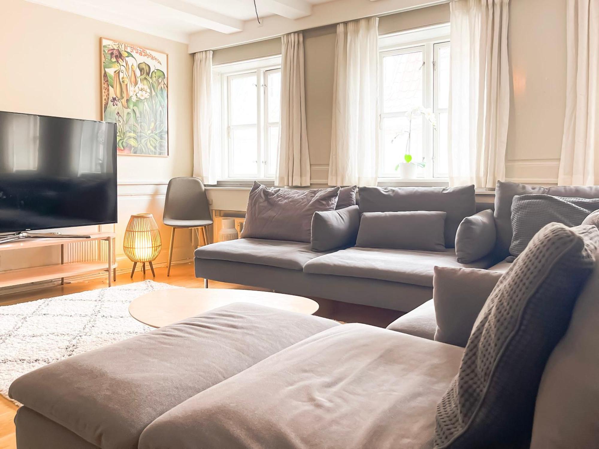 Family-friendly Flat Near Tivoli Gardens København